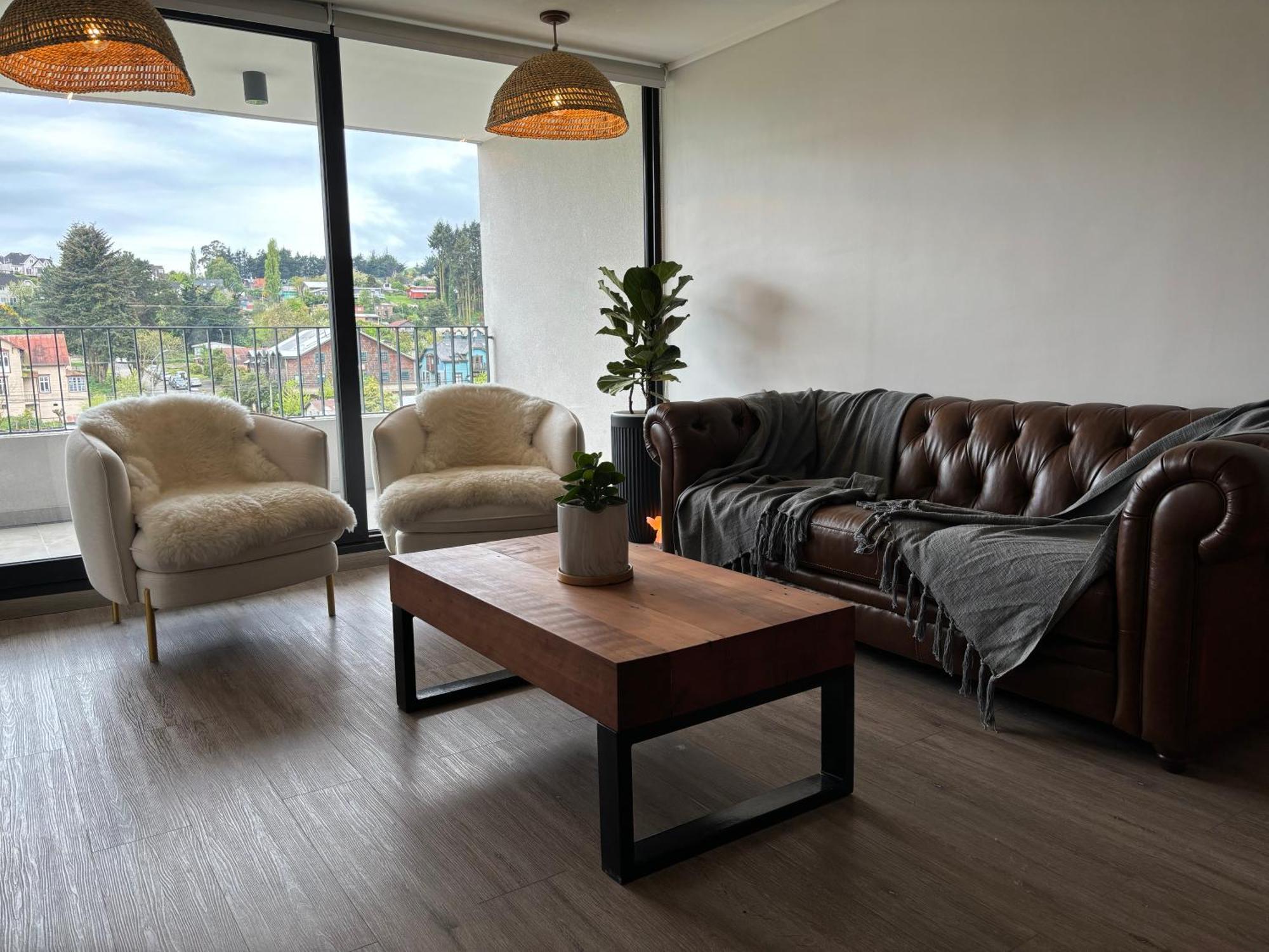 The Roses Homestay Puerto Varas